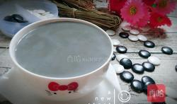 黑芝麻豆浆做法视频,营养美味，简单易学的家常饮品制作教程