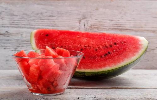 吃瓜专用图,图解吃瓜专用图背后的故事